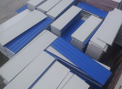 岩棉夾芯(xīn)板廠家(jiā)