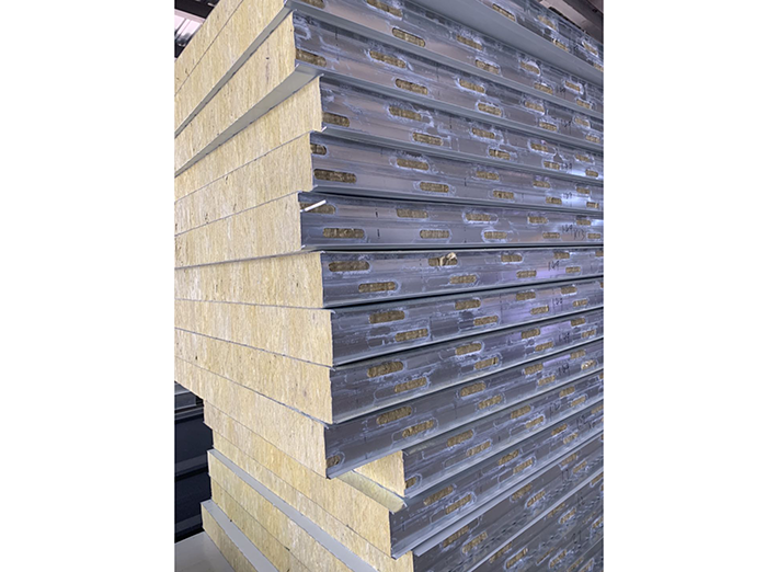 岩棉夾芯板廠家(jiā)