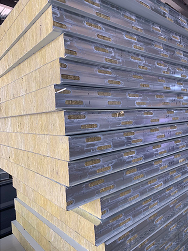 岩棉(mián)夾芯板廠家