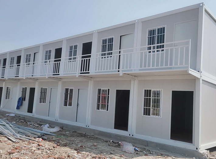 集（jí）裝箱005